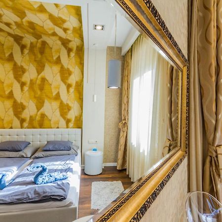 Chain Bridge Studio Apartment Budapeste Exterior foto