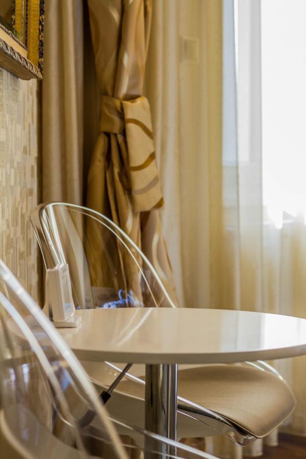 Chain Bridge Studio Apartment Budapeste Exterior foto