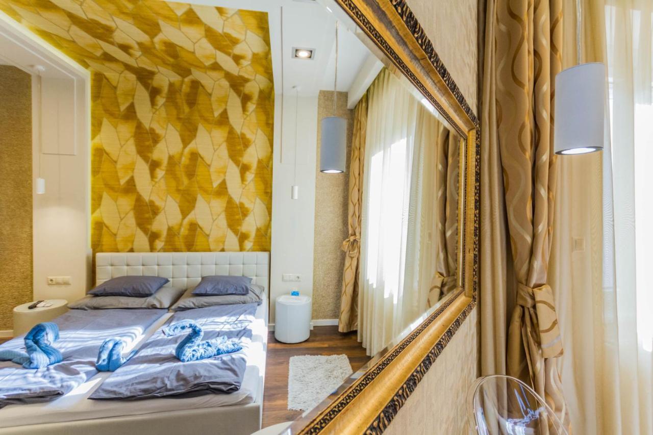 Chain Bridge Studio Apartment Budapeste Exterior foto