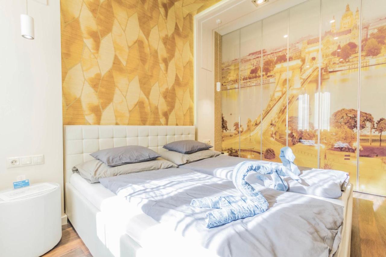 Chain Bridge Studio Apartment Budapeste Exterior foto