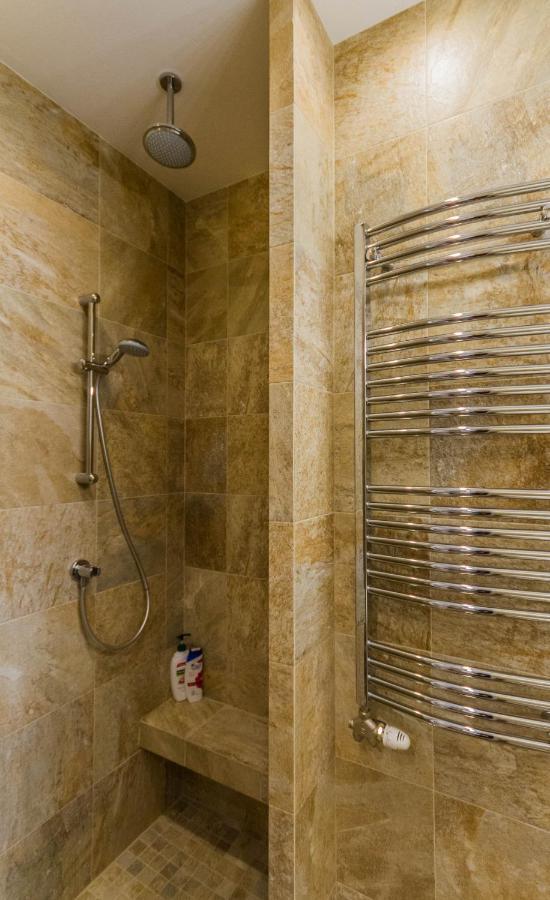 Chain Bridge Studio Apartment Budapeste Exterior foto