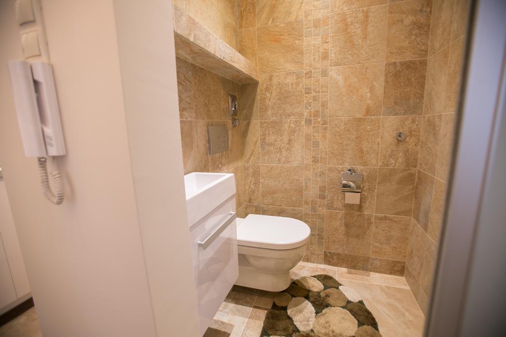 Chain Bridge Studio Apartment Budapeste Exterior foto